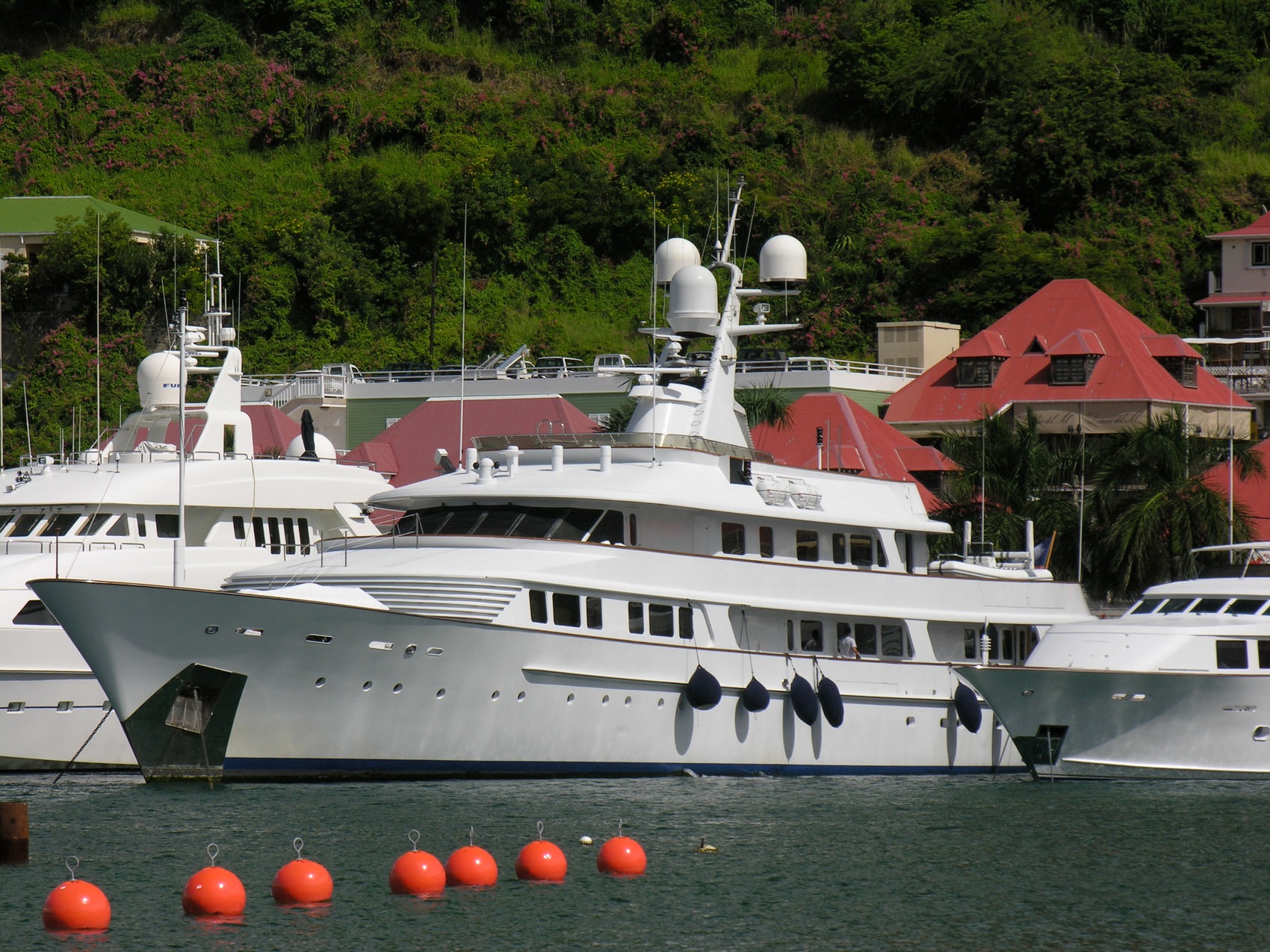 luxury yachts in jamaica